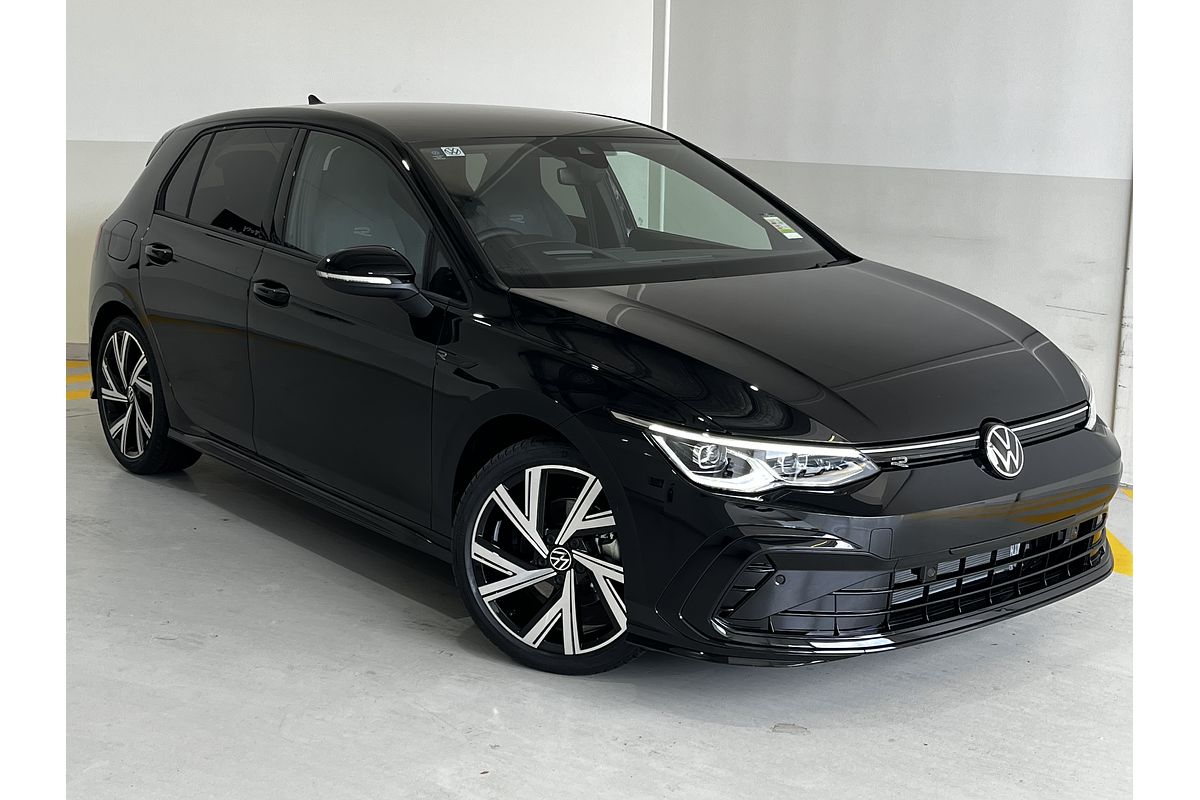 2024 Volkswagen Golf 110TSI R-Line 8