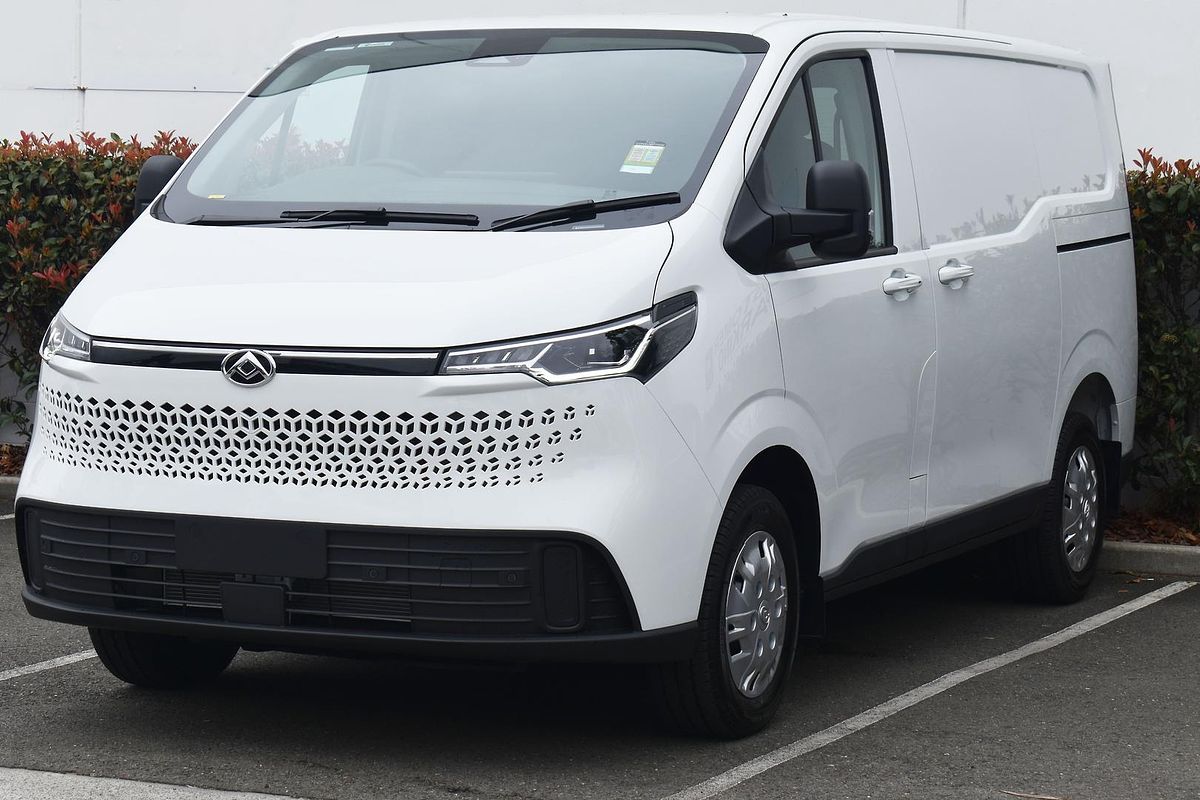 2024 LDV Deliver 7 SWB