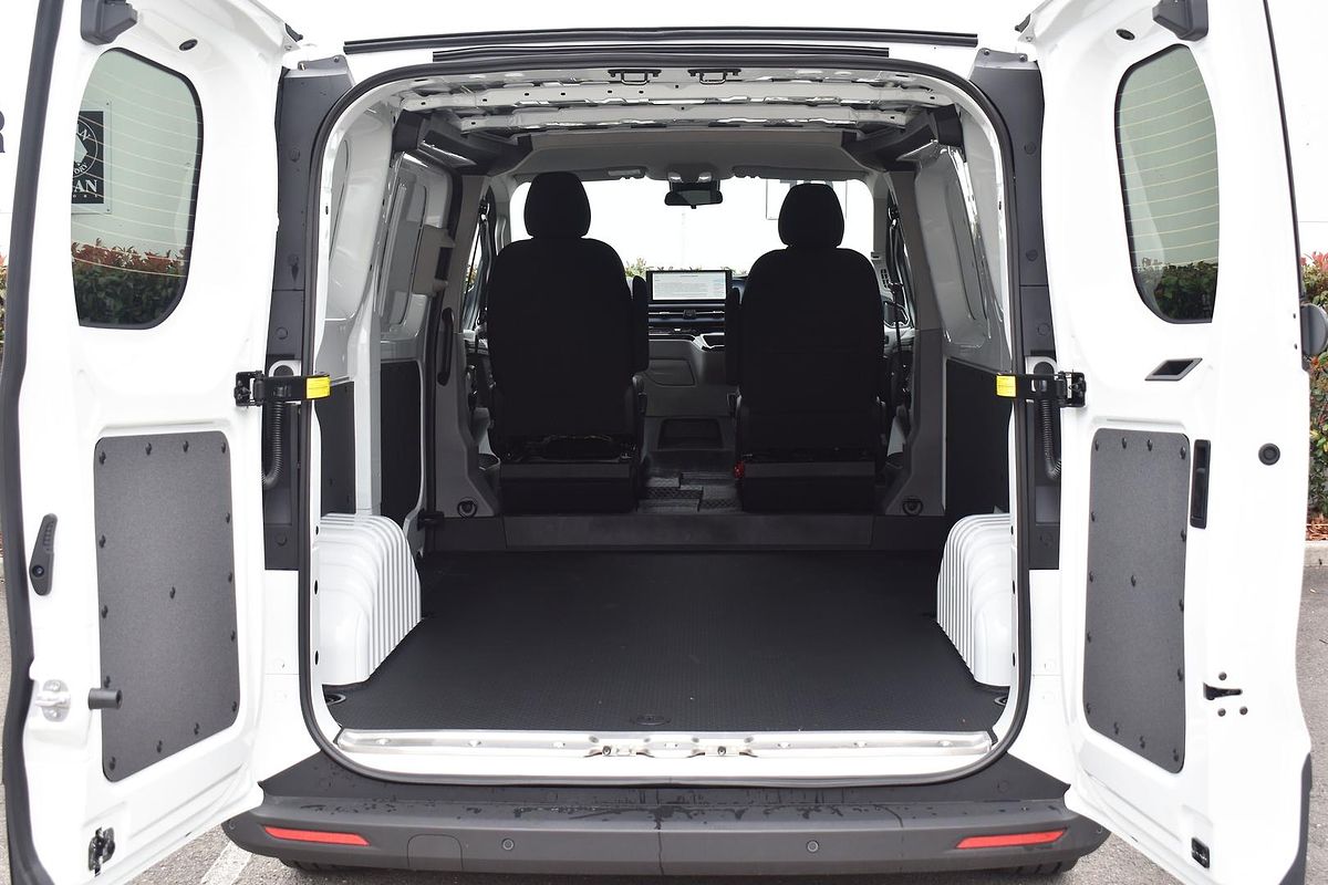 2024 LDV Deliver 7 SWB