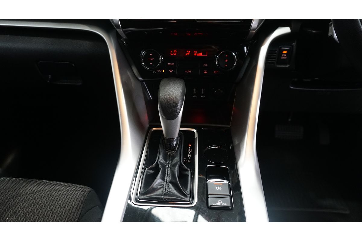 2023 Mitsubishi Eclipse Cross LS YB