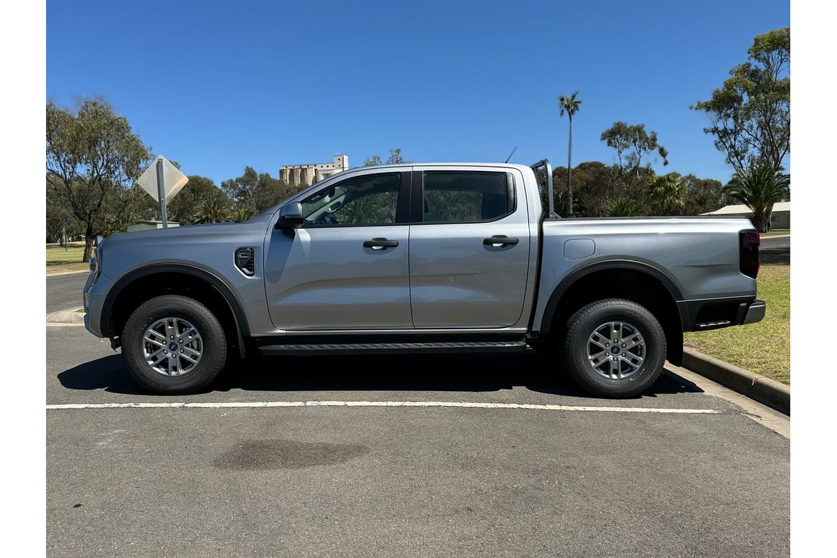 2024 Ford Ranger XLS 4X4