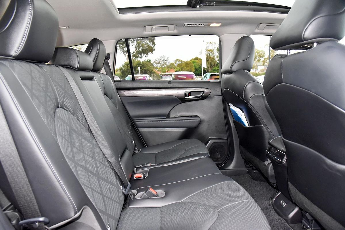 2022 Toyota Kluger Grande AXUH78R
