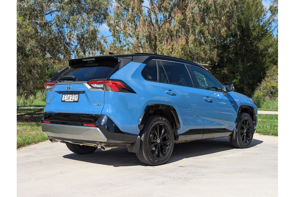 2021 Toyota RAV4 XSE AXAH54R