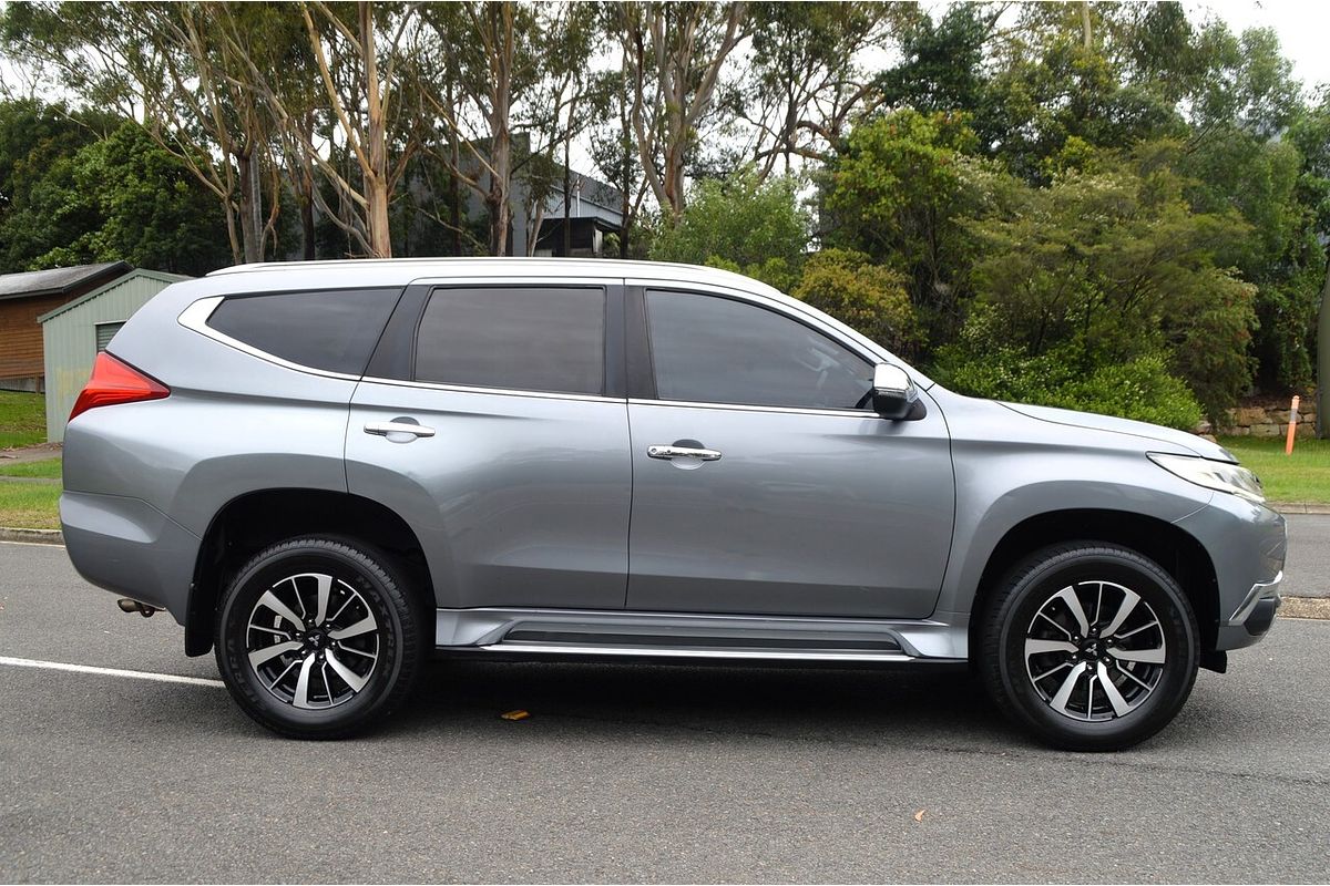 2016 Mitsubishi Pajero Sport GLX QE