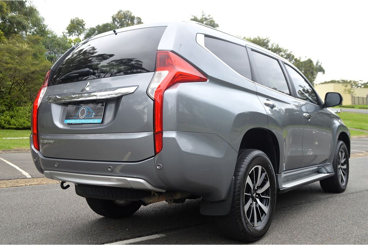 2016 Mitsubishi Pajero Sport GLX QE
