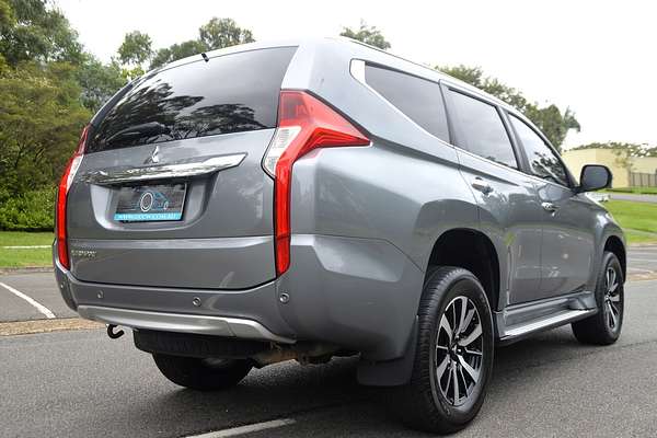 2016 Mitsubishi Pajero Sport GLX QE