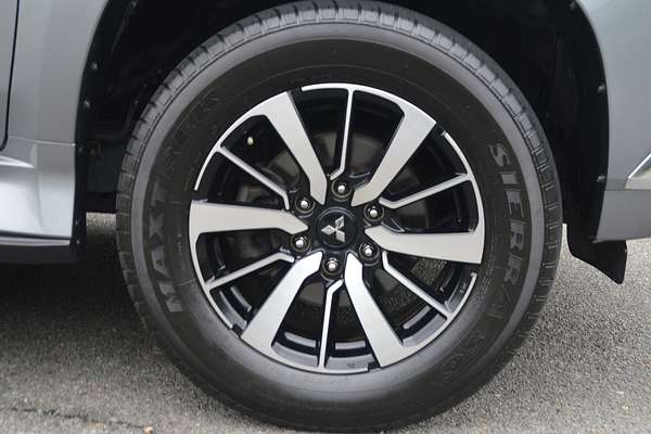 2016 Mitsubishi Pajero Sport GLX QE