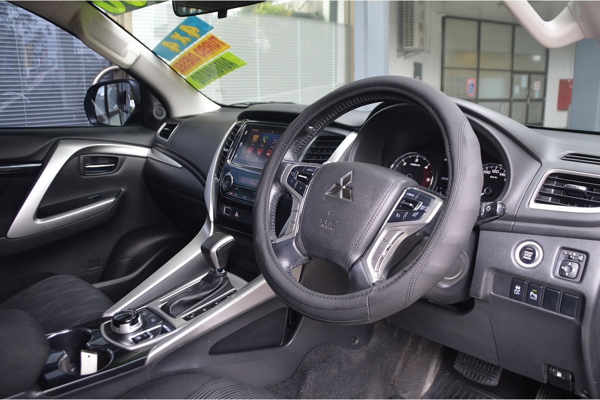 2016 Mitsubishi Pajero Sport GLX QE