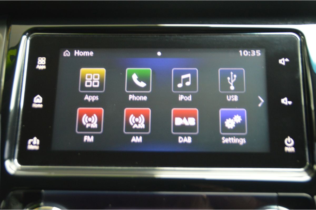 2016 Mitsubishi Pajero Sport GLX QE