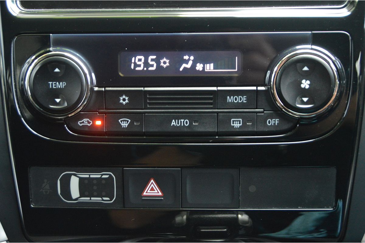 2016 Mitsubishi Pajero Sport GLX QE