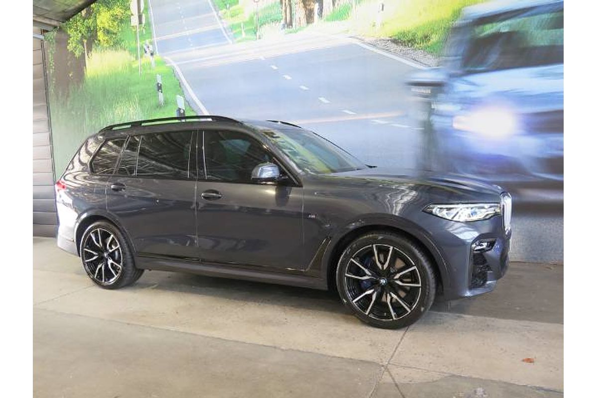 2021 BMW X7 DARK SHADOW EDITION G07