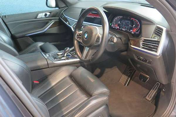 2021 BMW X7 DARK SHADOW EDITION G07