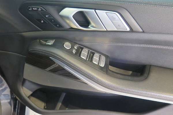 2021 BMW X7 DARK SHADOW EDITION G07