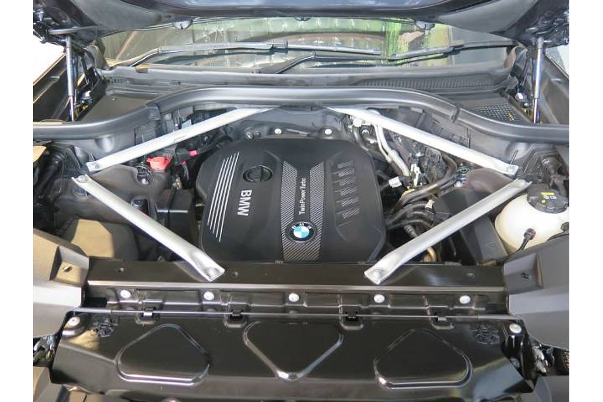 2021 BMW X7 DARK SHADOW EDITION G07