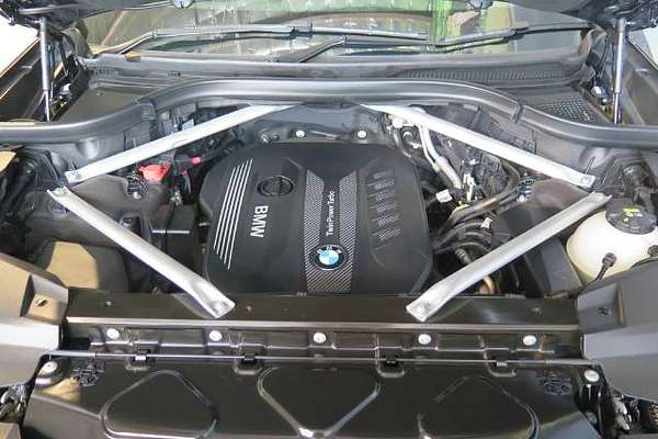 2021 BMW X7 DARK SHADOW EDITION G07