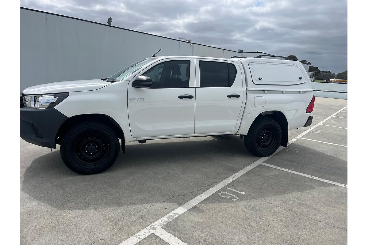 2017 Toyota Hilux Workmate GUN125R 4X4