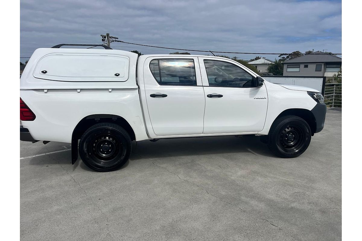 2017 Toyota Hilux Workmate GUN125R 4X4