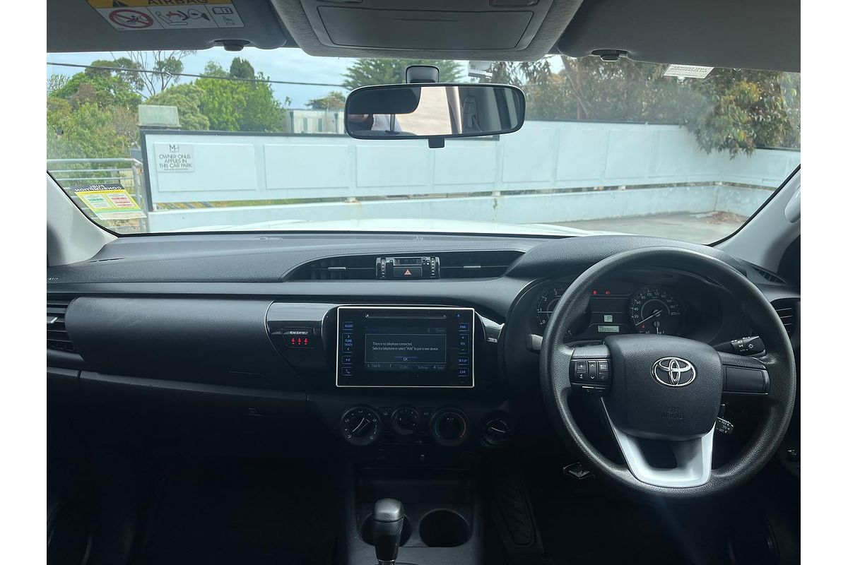 2017 Toyota Hilux Workmate GUN125R 4X4