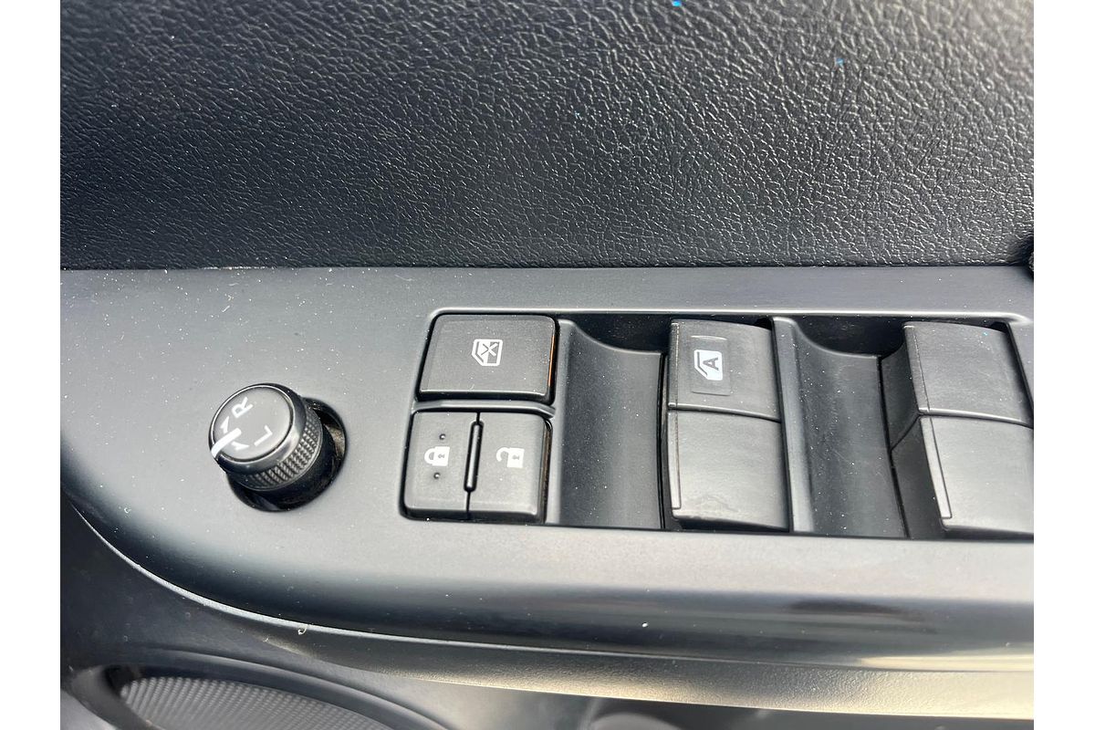 2017 Toyota Hilux Workmate GUN125R 4X4