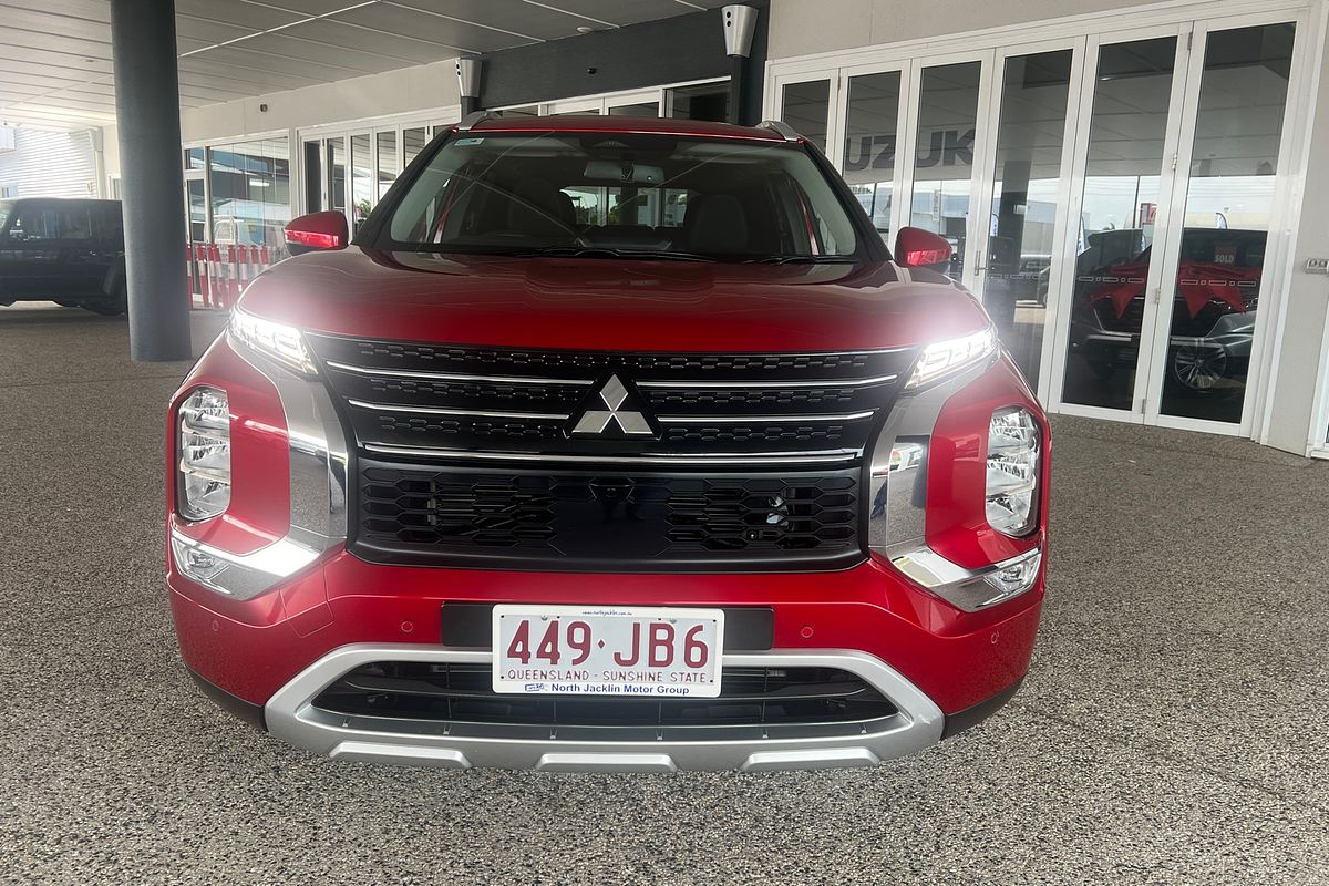 2023 Mitsubishi Outlander LS ZM