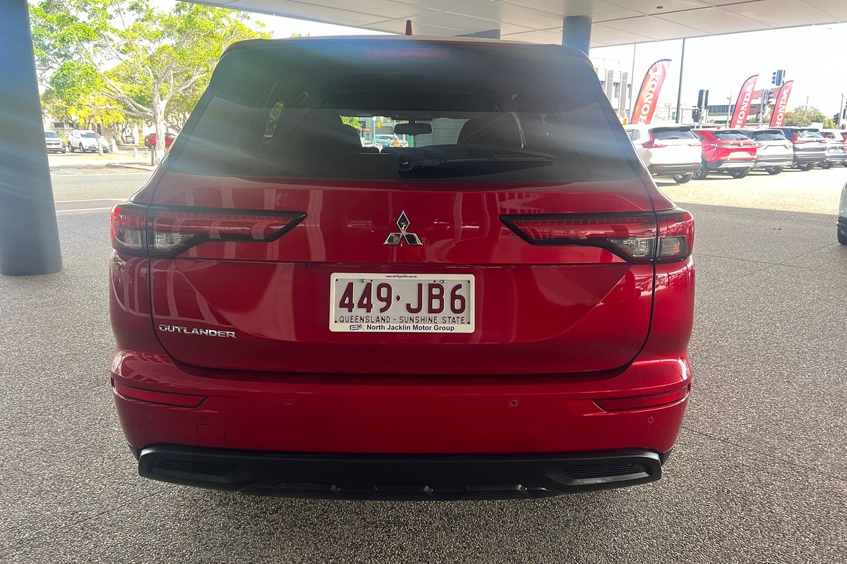 2023 Mitsubishi Outlander LS ZM