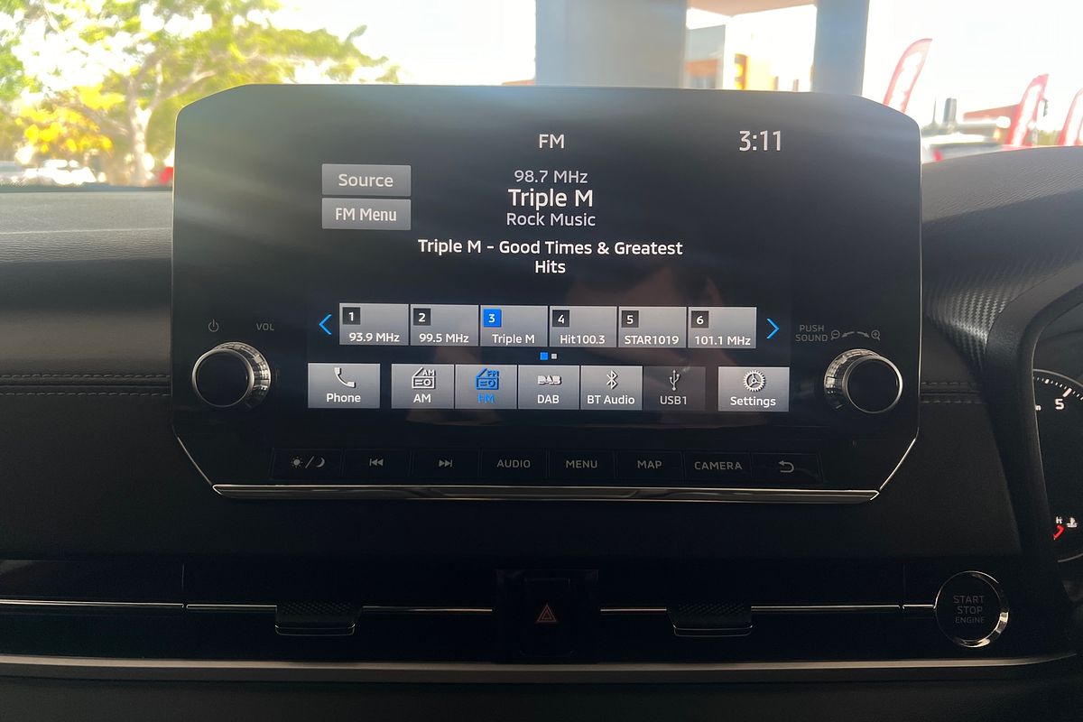 2023 Mitsubishi Outlander LS ZM