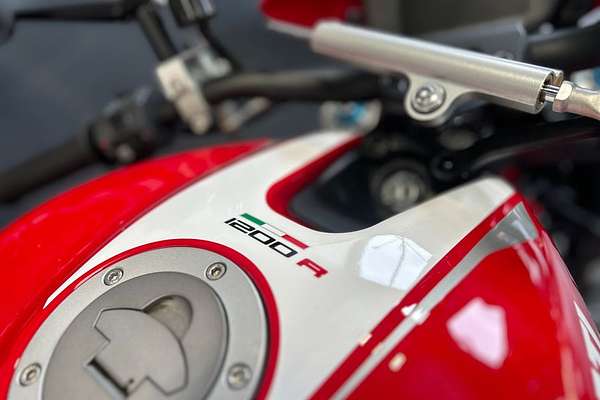 2016 Ducati MONSTER 1200R