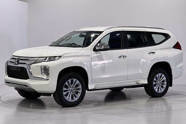 2023 Mitsubishi Pajero Sport GLX QF