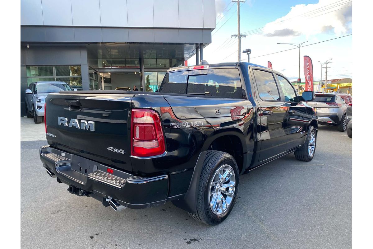 2024 RAM 1500 Laramie Sport RamBox DT 4X4 SWB