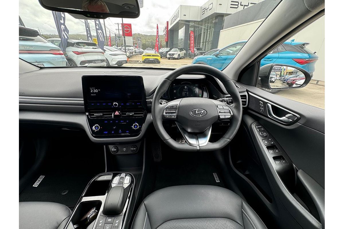2021 Hyundai IONIQ Electric Premium AE.V4