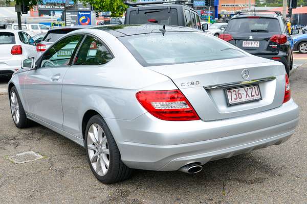 2013 Mercedes Benz C-Class C180 C204