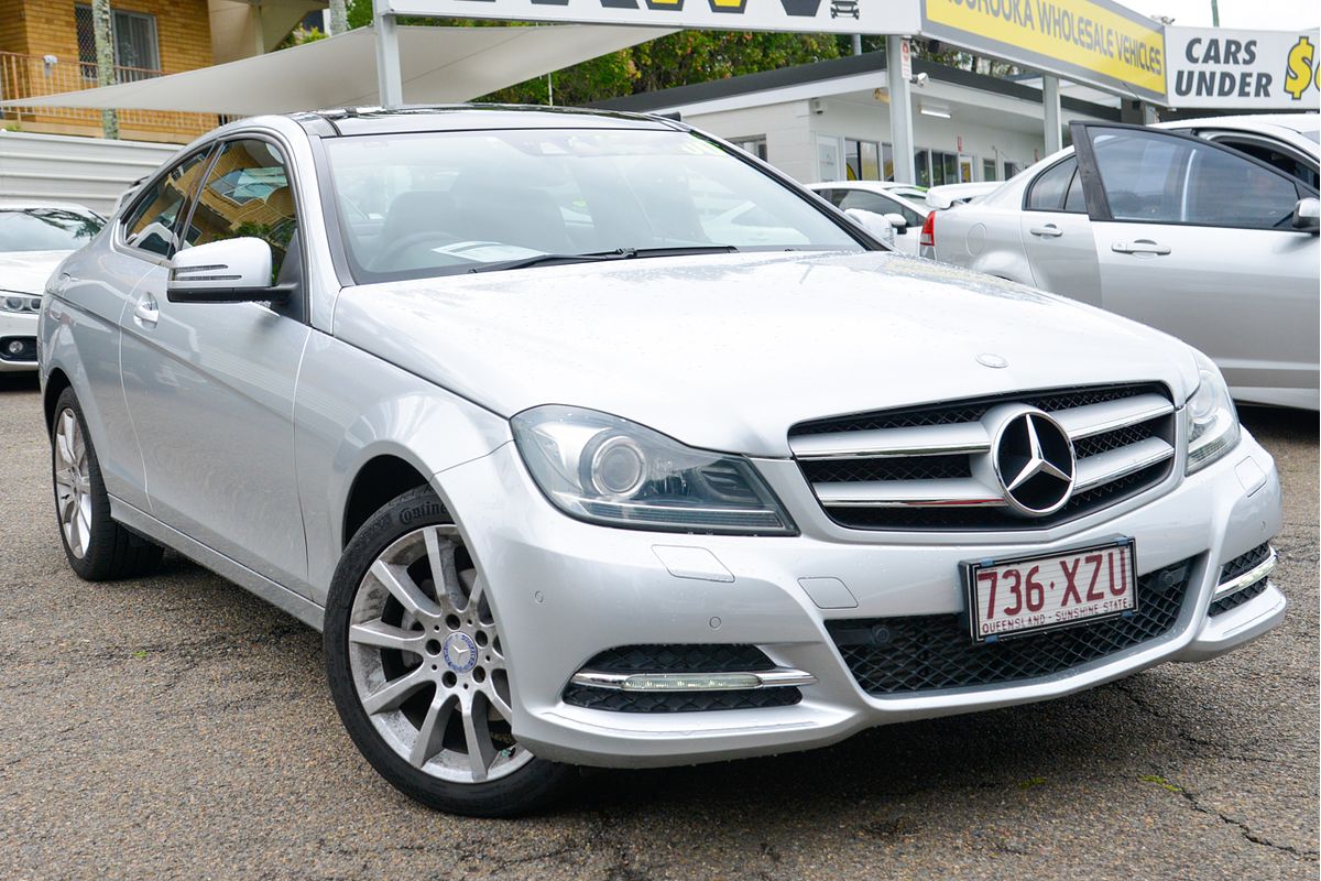 2013 Mercedes Benz C-Class C180 C204