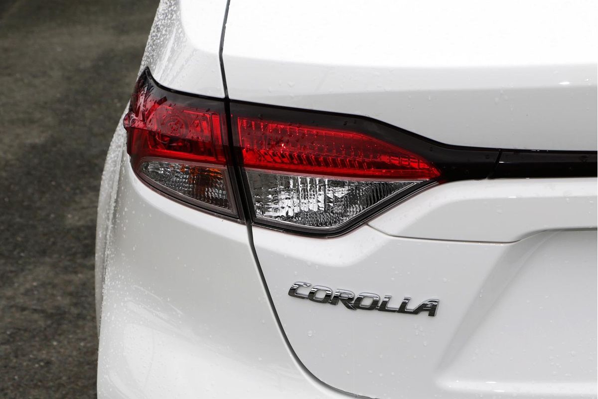 2020 Toyota Corolla Ascent Sport Hybrid ZWE211R