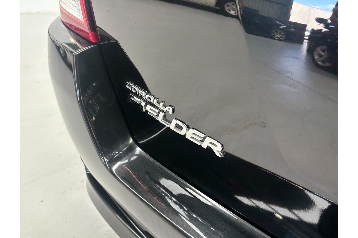 2013 Toyota Corolla Fielder Hybrid WxB NKE165