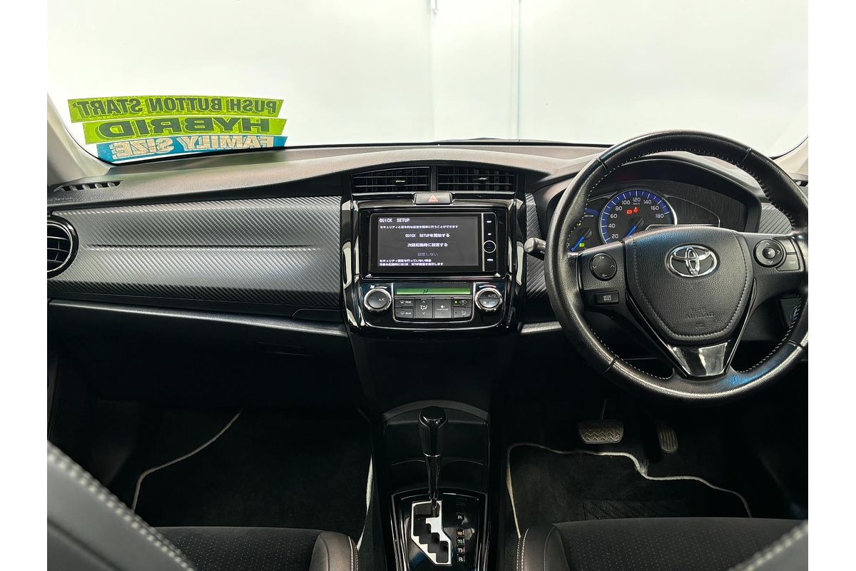 2013 Toyota Corolla Fielder Hybrid WxB NKE165