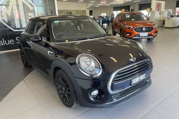 2015 MINI Hatch Cooper F56