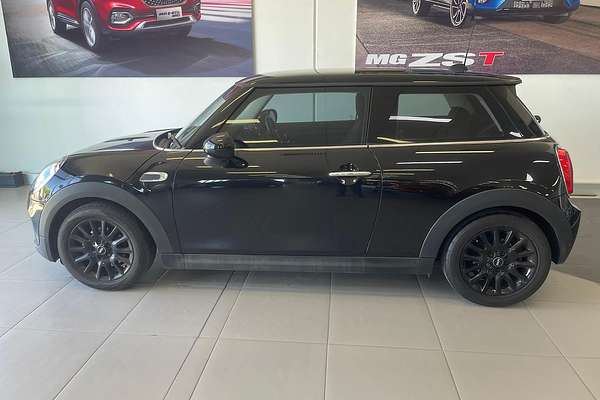 2015 MINI Hatch Cooper F56