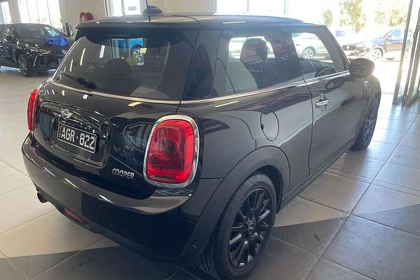 2015 MINI Hatch Cooper F56