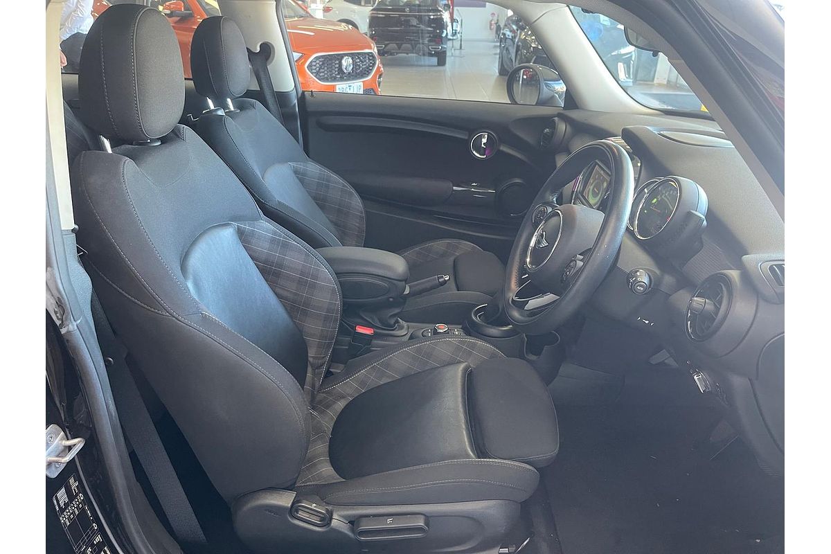 2015 MINI Hatch Cooper F56