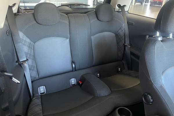 2015 MINI Hatch Cooper F56