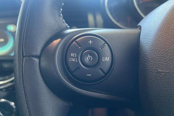 2015 MINI Hatch Cooper F56