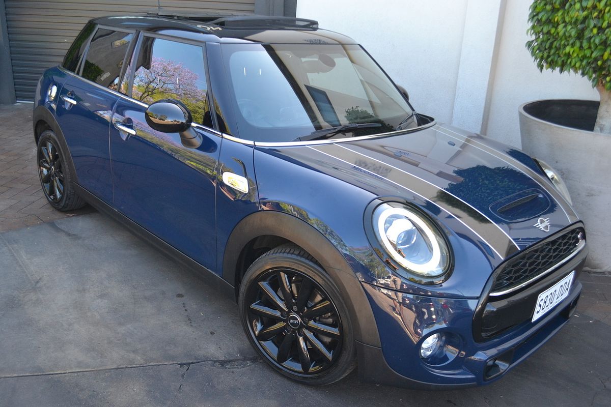 2019 MINI Hatch Cooper S F55 LCI