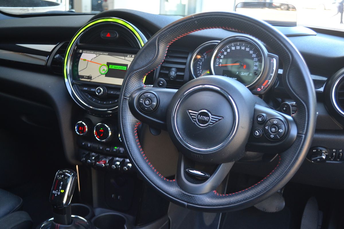 2019 MINI Hatch Cooper S F55 LCI