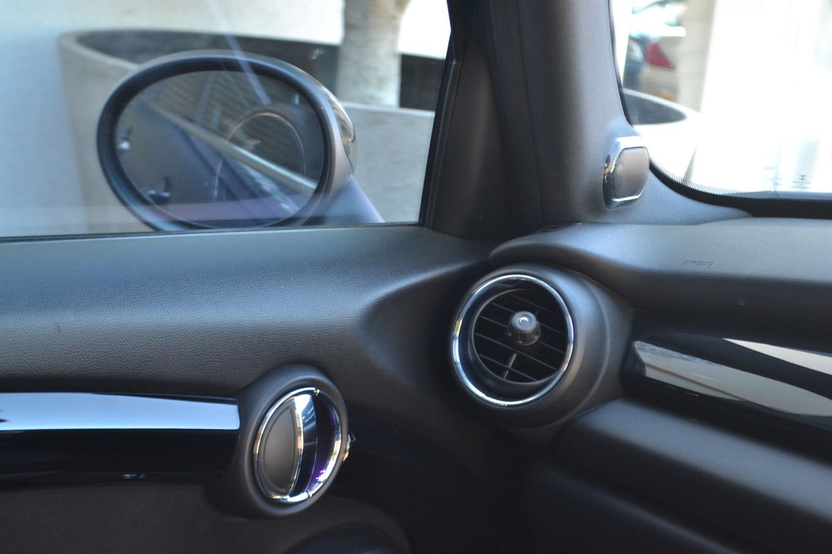 2019 MINI Hatch Cooper S F55 LCI