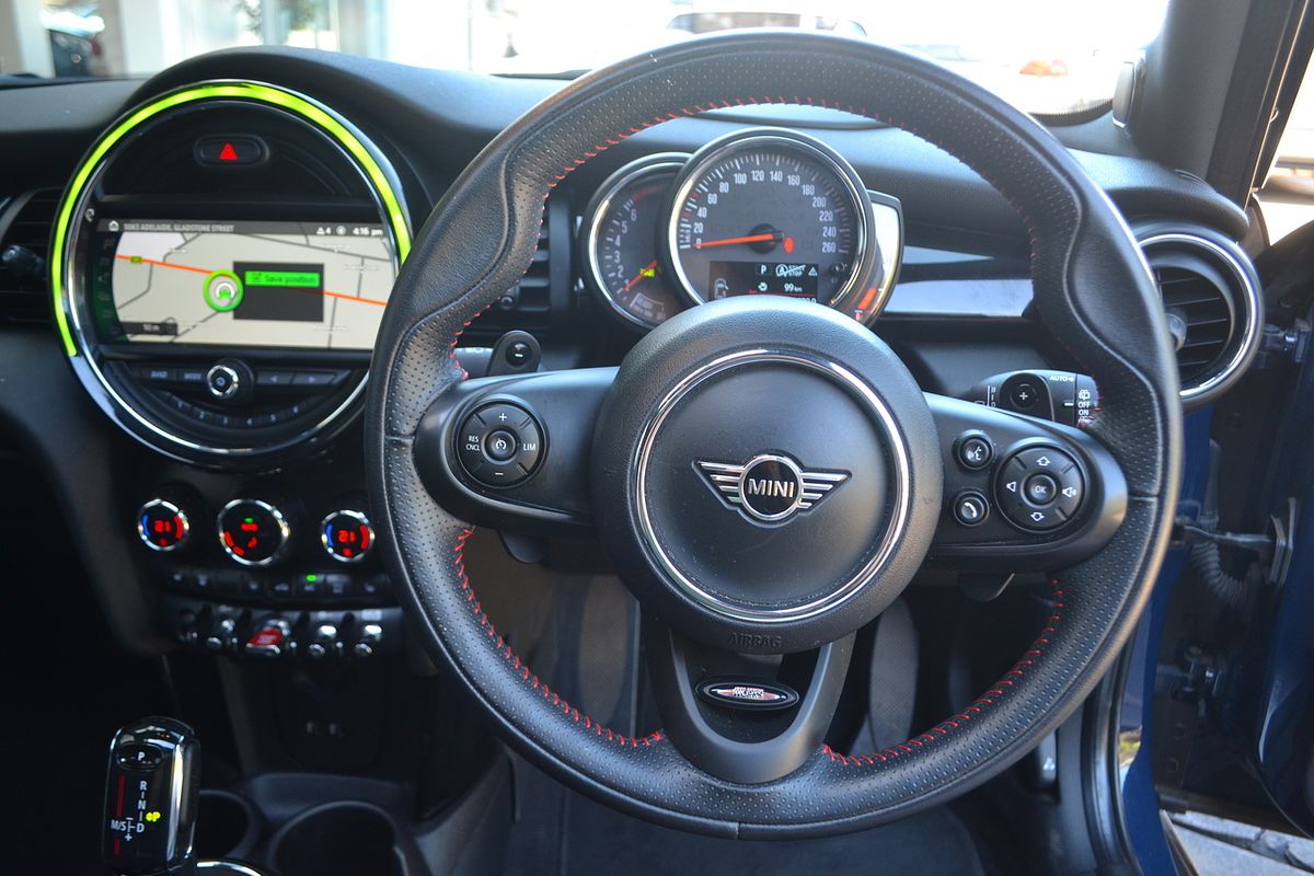 2019 MINI Hatch Cooper S F55 LCI