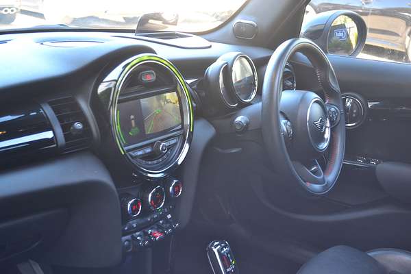 2019 MINI Hatch Cooper S F55 LCI
