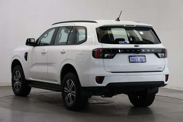 2022 Ford Everest Ambiente