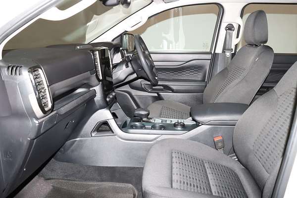 2022 Ford Everest Ambiente