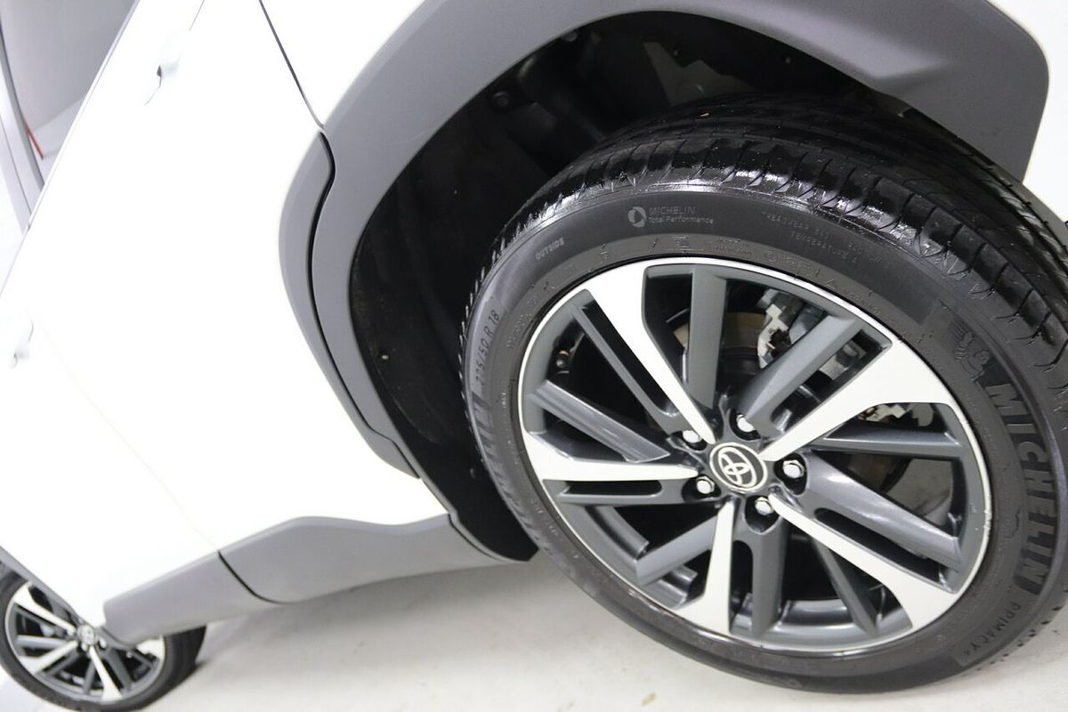 2023 Toyota Corolla Cross Atmos MXGA10R