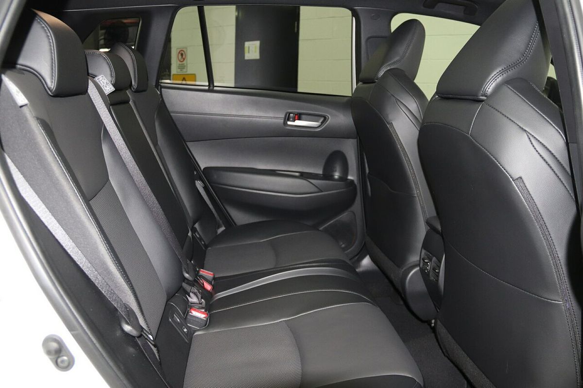 2023 Toyota Corolla Cross Atmos MXGA10R